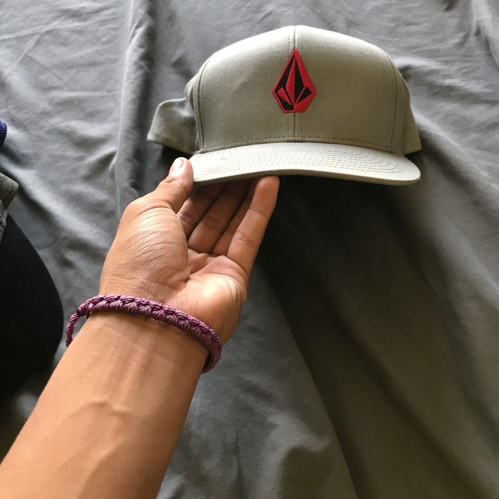 Volcom Snapback - Picture 1 of 1